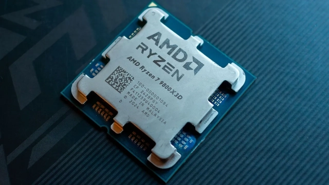 AMD Ryzen 7 9800X3D, liệu có nên mua bản Tray?